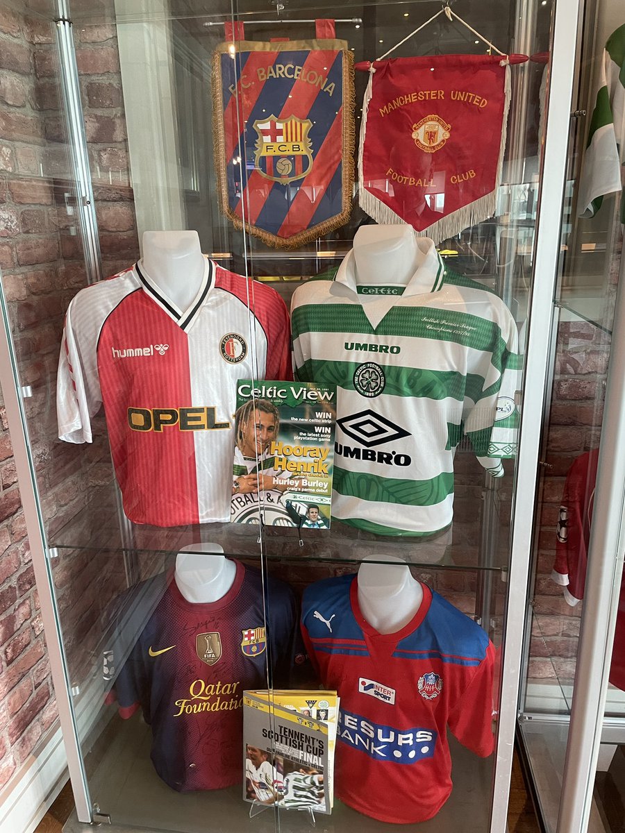 Matt Corr (@boola_vogue) on Twitter photo Over 21 years since he left <a href="/CelticFC/">Celtic Football Club</a> but still an absolute icon at our club. ๐๐โ๏ธ Over 21 years since he left <a href="/CelticFC/">Celtic Football Club</a> but still an absolute icon at our club. ๐๐โ๏ธ