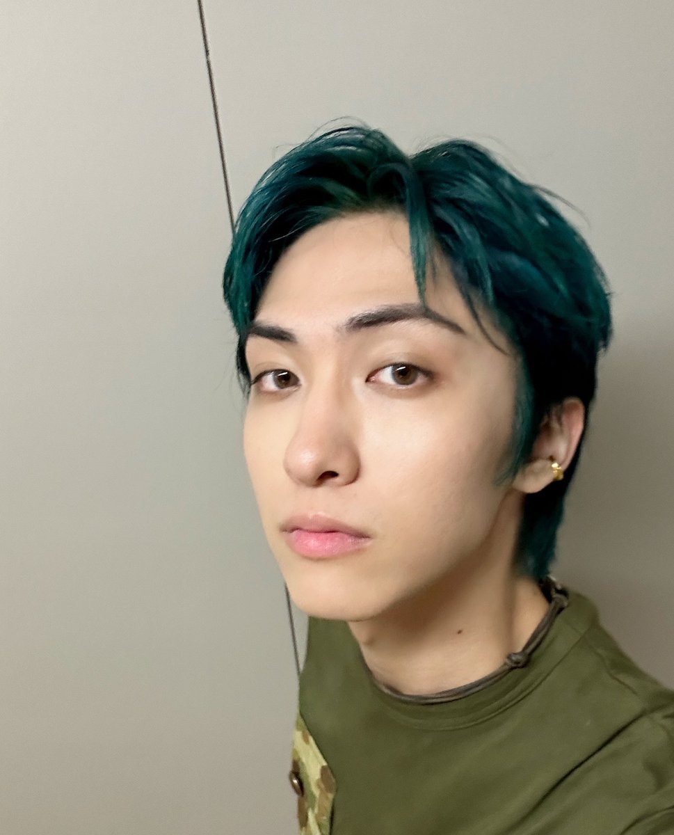 tsuyoshi__0227's tweet photo. 初日！東京1日目！
おもろすぎた
BLUE流石だったわ
ありがとうね
明日もよろしく何卒🦕
#スーパーテン https://t.co/YzUMcrvvC0