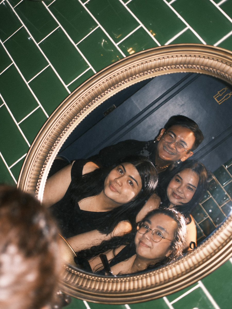 okmargs's tweet image. i love love love loveeeee