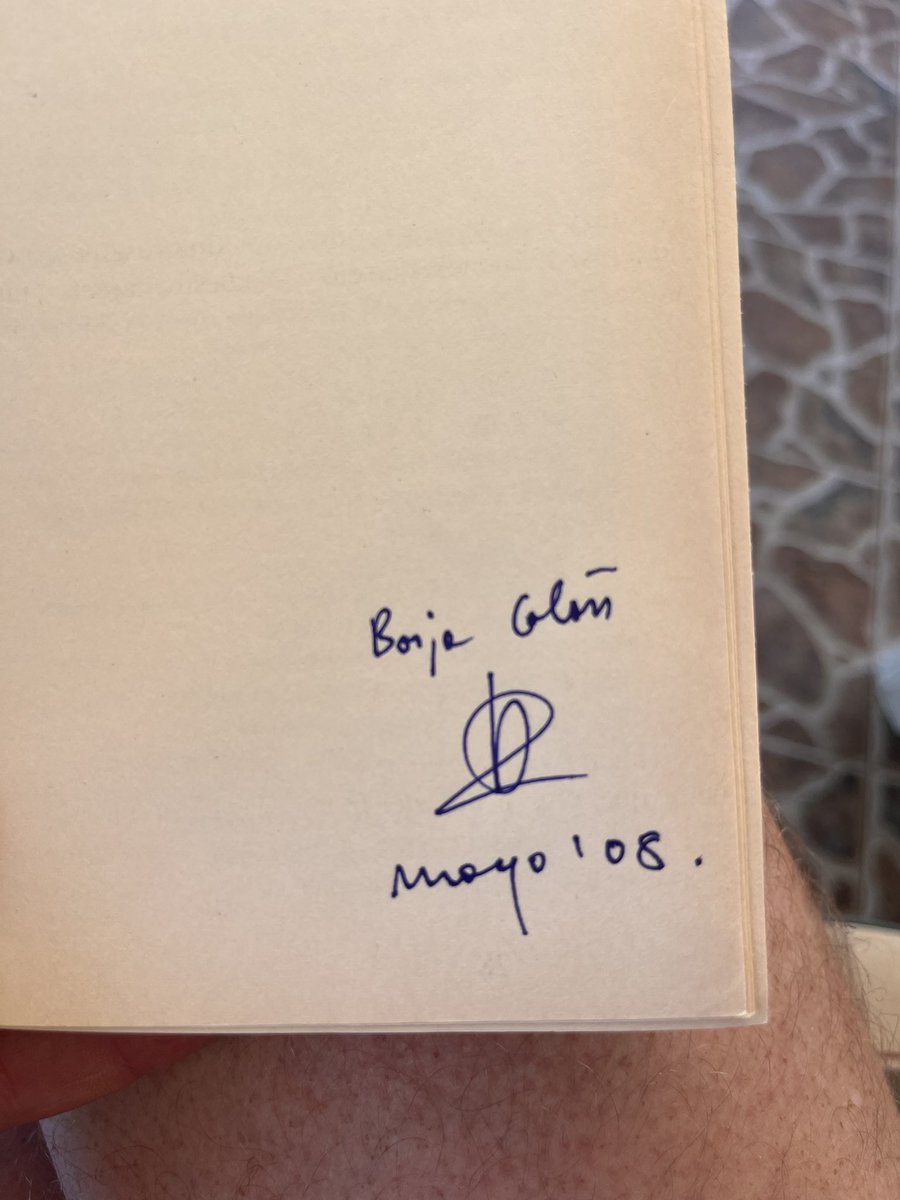 borjacolon's tweet image. Re-lectura.  

Re- lax.