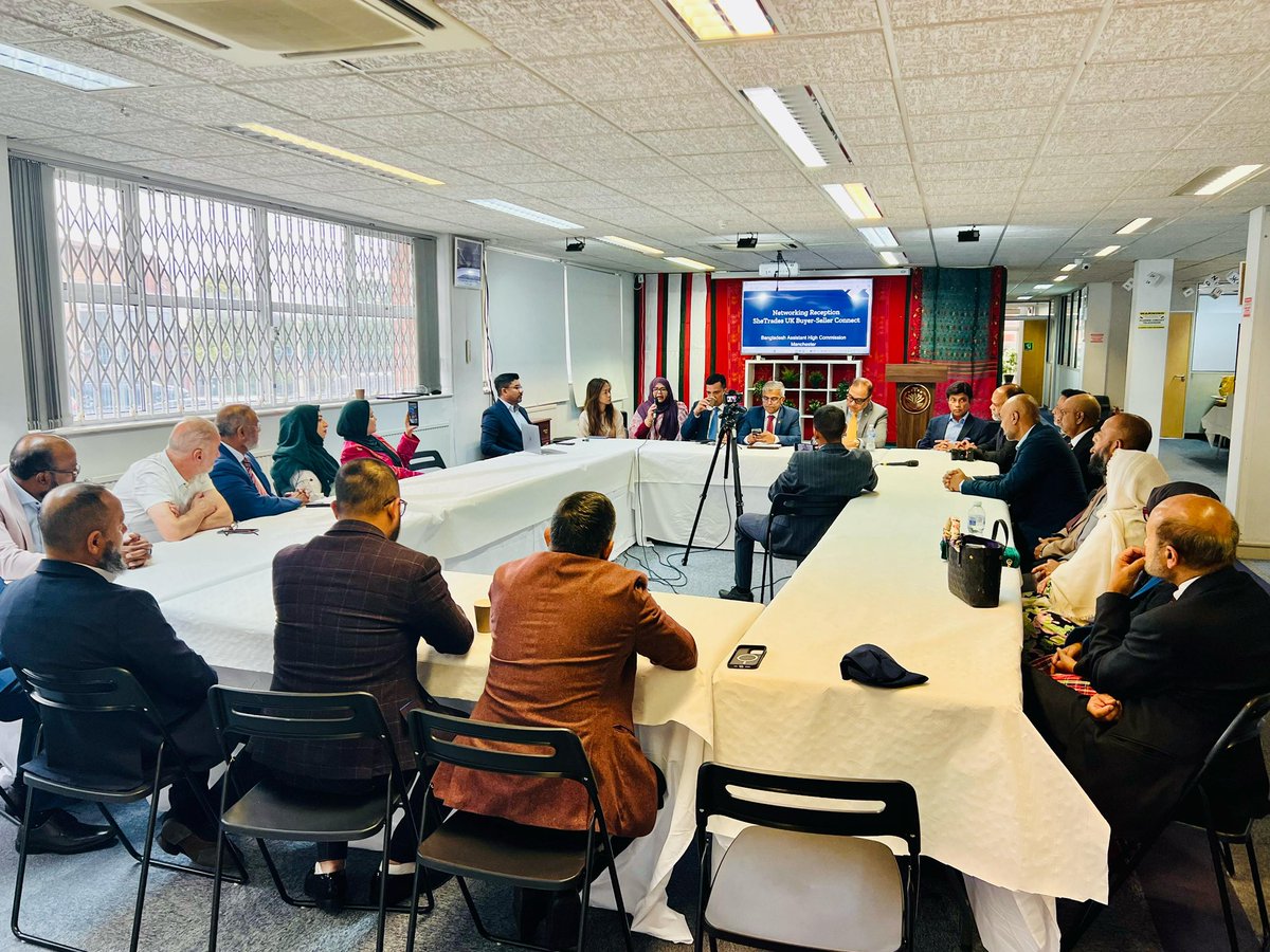 Bangladesh Assistant High Commission hosted a networking event for the women entrepreneurs who are engaged in Afro-processed food and women fashion. The relevant UK importers, dealers and experts on those items were invited to share their experiences, insights and network.