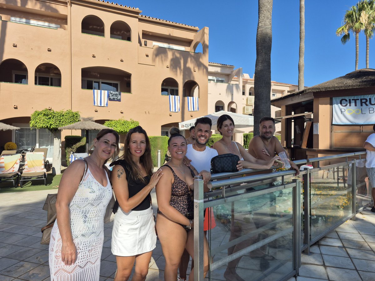 Natalie Gil tweet media