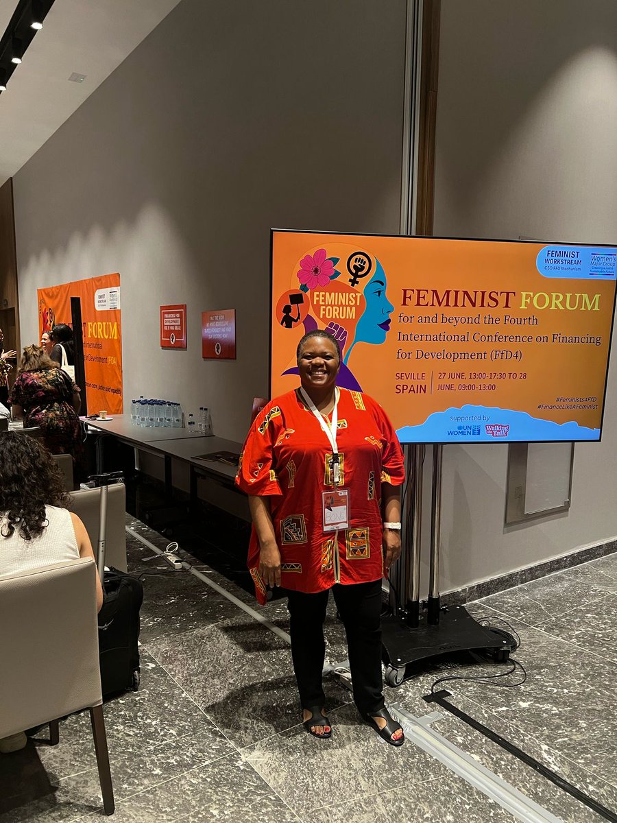 Hlanganisa is in Sevilla for the Feminist Forum ahead of #FfD4, joining global voices calling for just, care-centred economic systems.

Read our key takeaways in the latest newsletter:
🔗 linkedin.com/.../more-busin…...
#FinanceLikeAFeminist #Feminists4FfD #SocialJustice #Hlanganisa