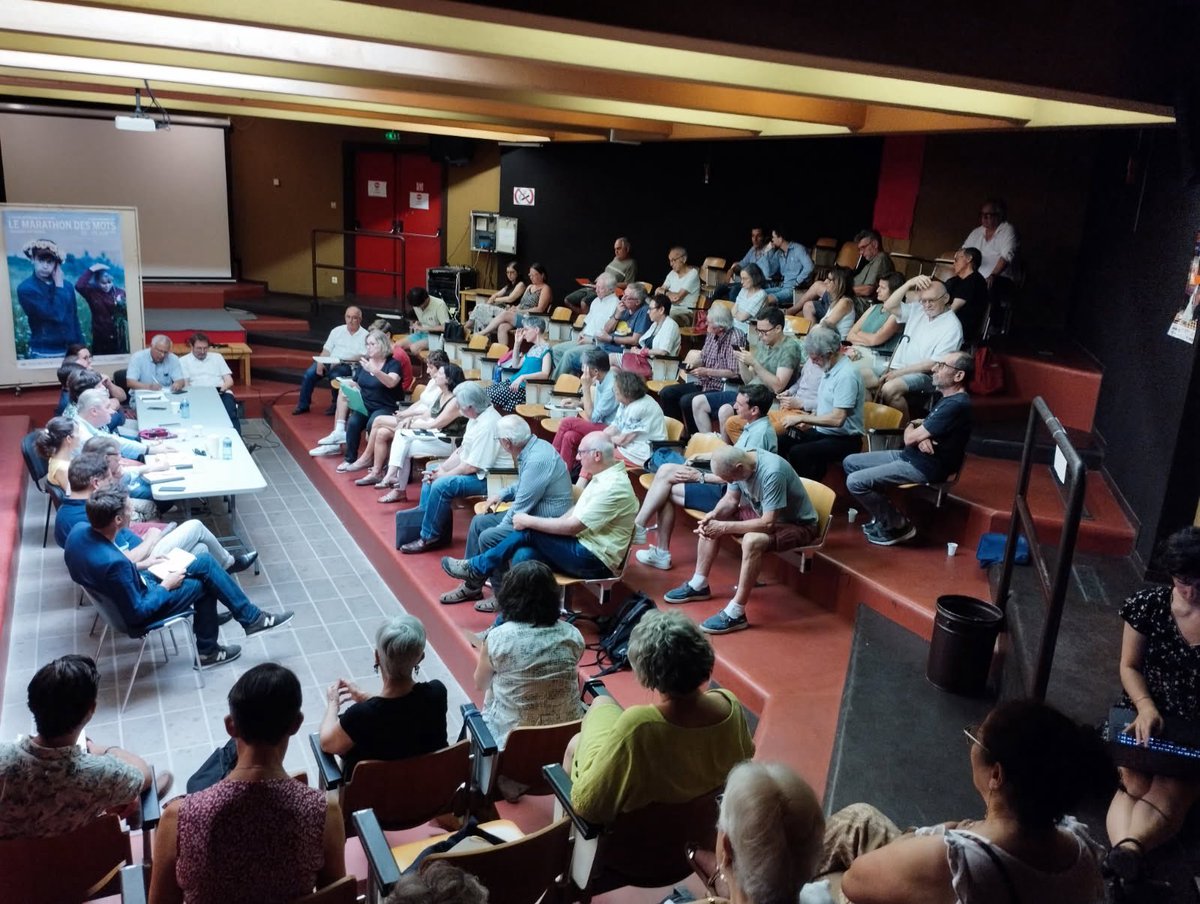 PierreLacaze31's tweet photo. 70 responsables de 8 partis de gauche, Archipel, Écologistes,
GS, MRC, Place Publique, PCF, PRG, PS, planchent sur un projet commun.

✅ À 90% (hors FI), accord sur une vision pour Toulouse. 1er pas vers une union des gauches toulousaines plus forte que l’union des droites ! https://t.co/pQp0zWVQ2K