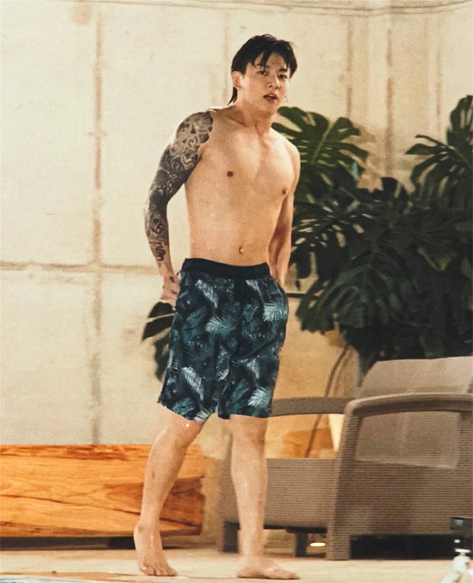 popiconkoo's tweet photo. BODY IS TEA https://t.co/BPtaT0hIoE