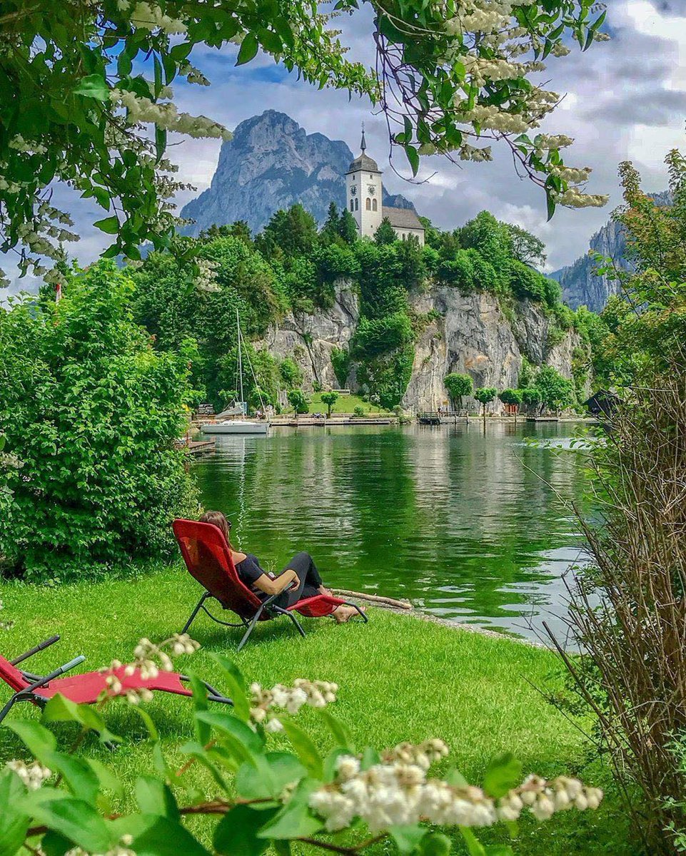 jones_ruby5278's tweet image. Traunkirchen, Austria