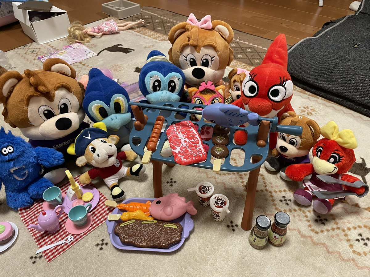 無事に全員見つかった🤣
モフレムくんとモーヴィくん🤣
いや実は実家にロビーくんと、ドロンパくんと多分ジェフの弟くんのユニティくんもいる🤣
実家帰ったら連れてこよう😆