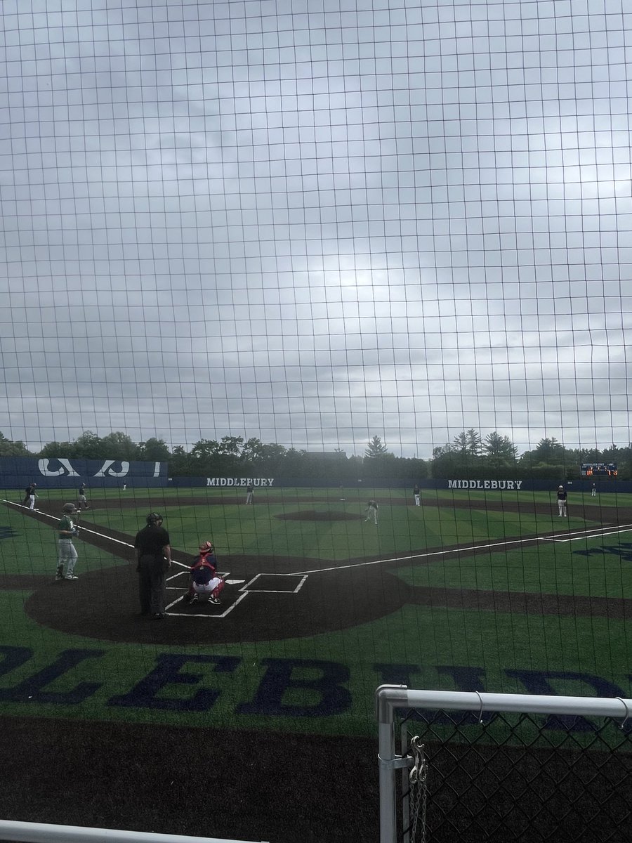 Middle of game 1, VT:5, NH:0