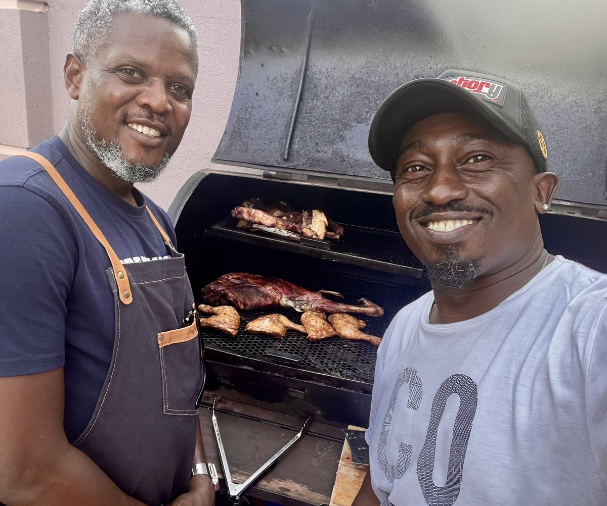 iKuddzu's tweet image. The Grill, The Meat, The Chef & The Eater… Issa Weekend, what are the odds that word MEAT has ME and EAT???