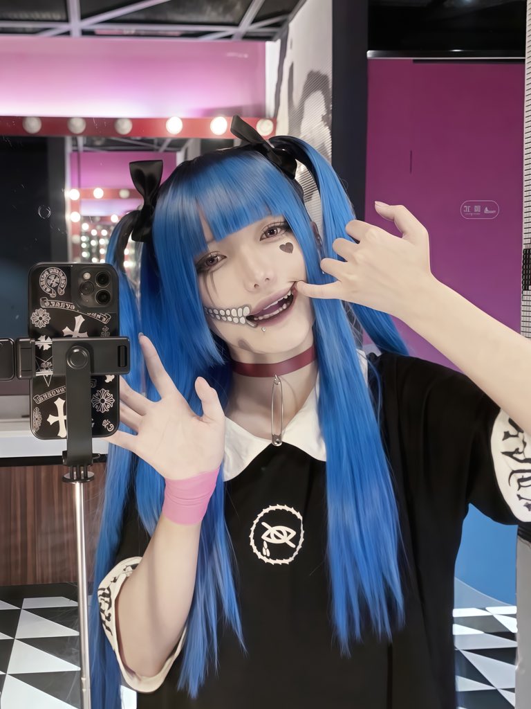 ling30000's tweet image. 