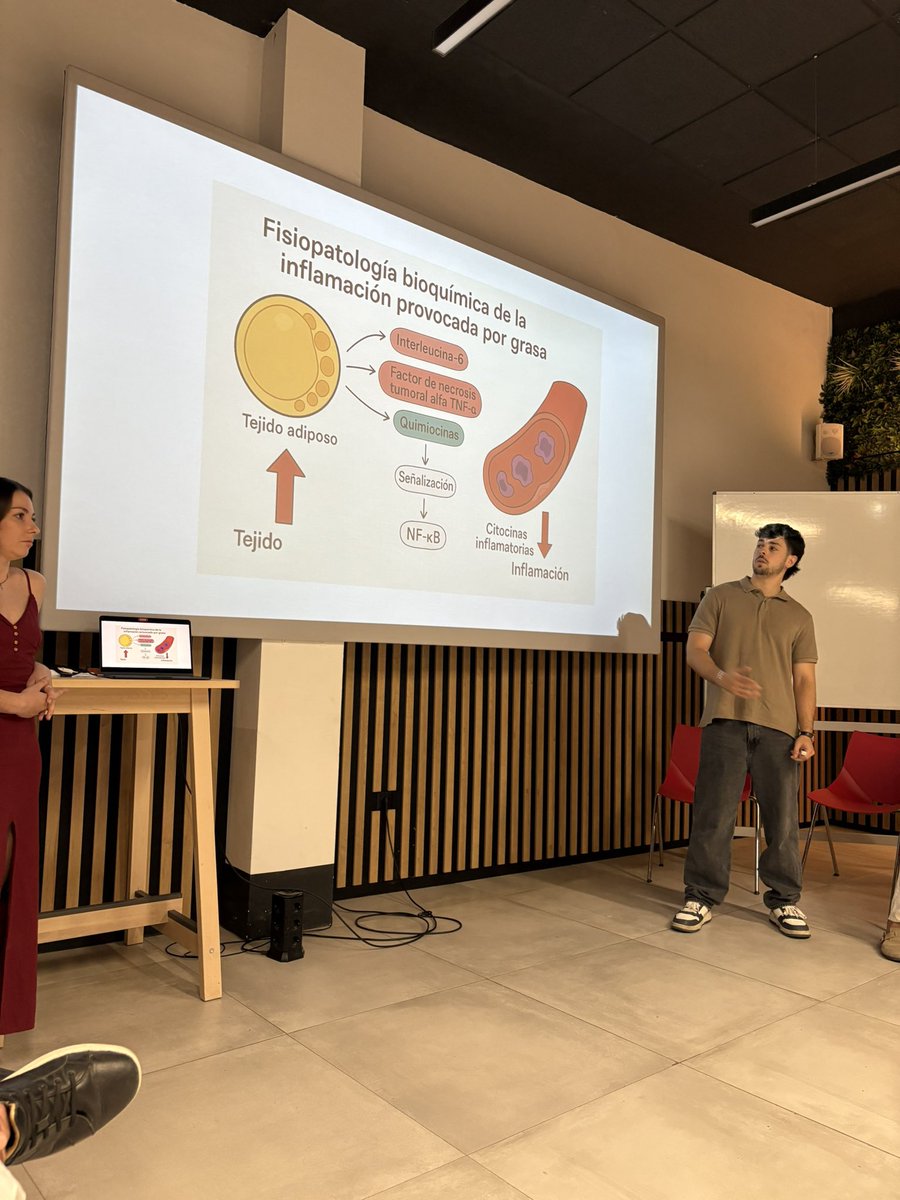 Con la clausura de #diObemir Andalucía, ponemos fin al curso 2024-2025.
Gran asistencia y participación de MIRes y tutores.
Hemos aprendido a comunicar mejor y a tratar mejor a nuestros pacientes.
Gracias a toda la familia #diObemir por hacer que este proyecto siga creciendo
