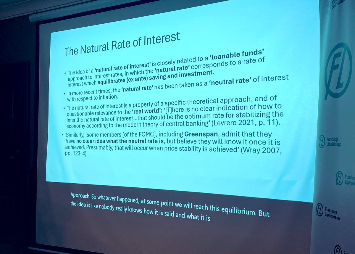 GBachurewicz's tweet image. Natural rate of interest. Officially dead?
@JalalQanas discusses this and also effectiveness of inflation targeting (IT) strategy during the 2️⃣ day of our PK workshops!
Evidence shows that non-IT countries can even outperform IT countries in terms of economic growth😳