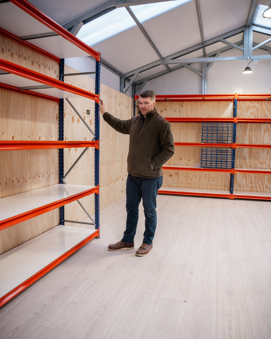 Longspan that holds its own — even under pressure.

Peter O’Mahony’s setup features our best-selling shelving system:
✔️ Boltless assembly
✔️ 500kg per level
✔️ Delivered next day across Ireland

#longspanshelving #rackzoneireland #storagesolutions