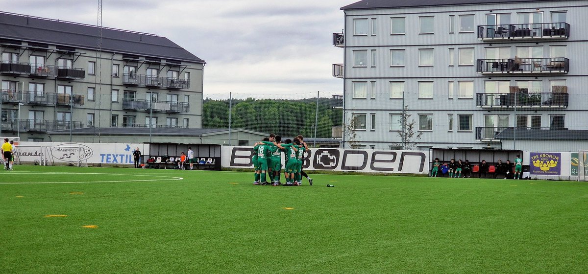 JensLindmark's tweet image. Besök hemma i Boden och div 4-möte mellan Boden 2 och Bergnäset 2.