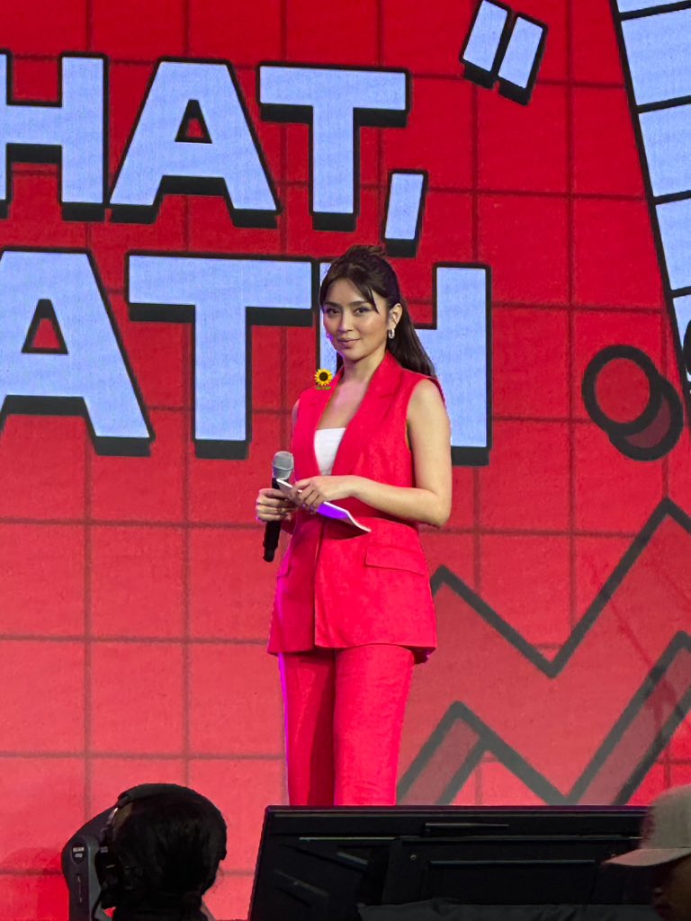 lizzierabaja's tweet image. The super gorgeous @TCLPH ambassador, @bernardokath! 😍🥰💙🌻

#TechMania #TCL #CoolFestY2