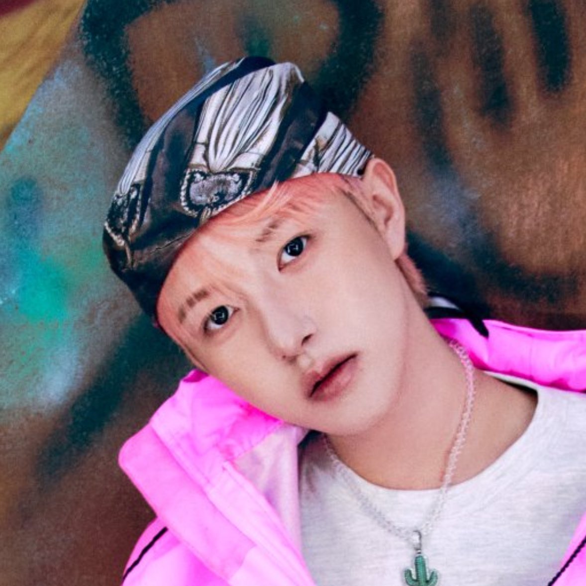 renjuns323's tweet photo. FACE OF THE YEAR https://t.co/XLjijh07IW