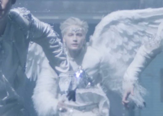 hyukalooks's tweet photo. angel huening kai 🪽🤍 https://t.co/njcB7FJMNA
