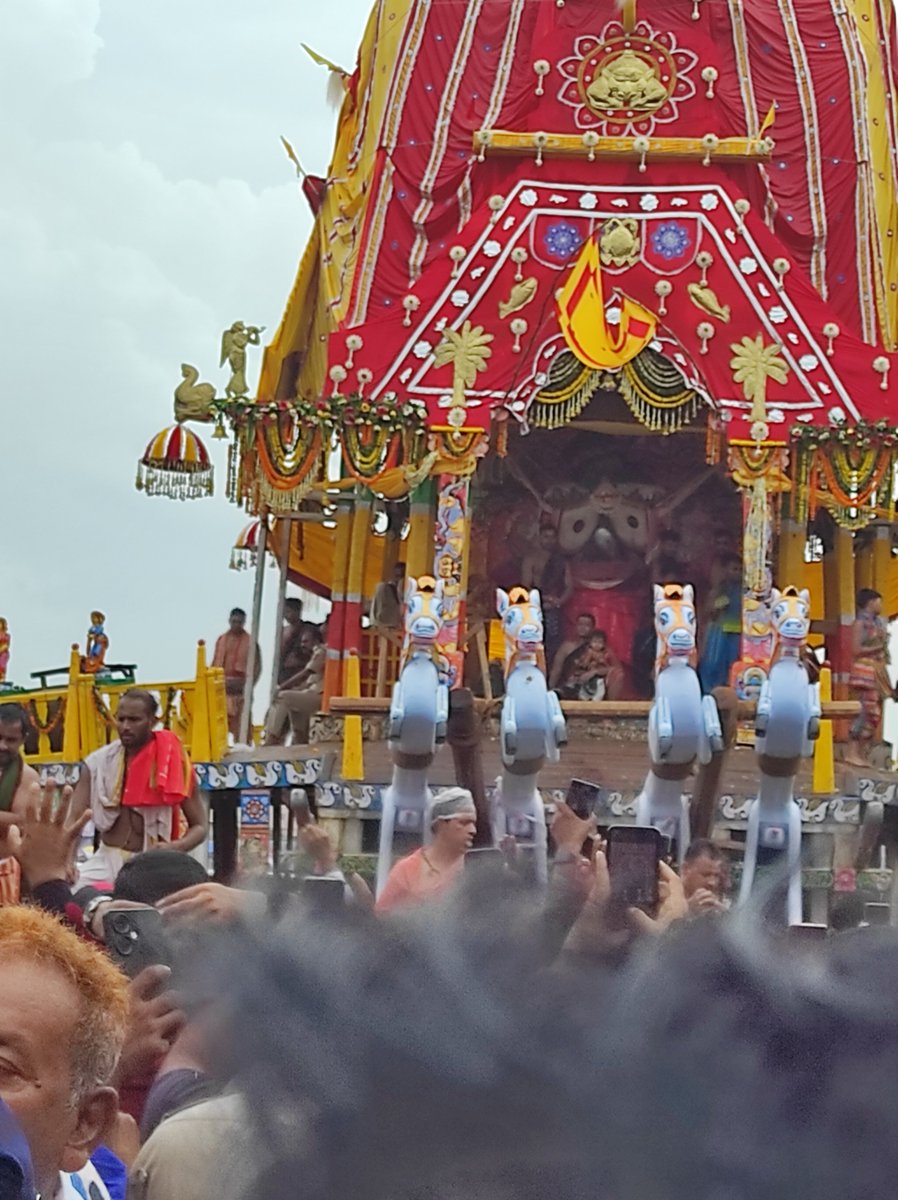 digal_anjan's tweet photo. "Pulling the chariot, uplifting the soul 
Jay Jagannath 🙏" https://t.co/bzmoyRWG2W