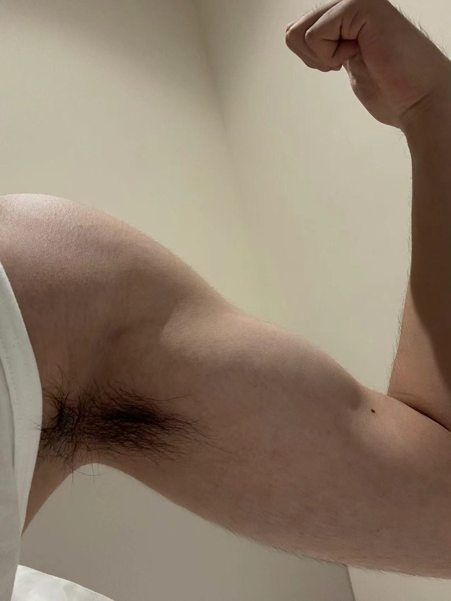 傻逼ATM找现实臭脚主 tweet media