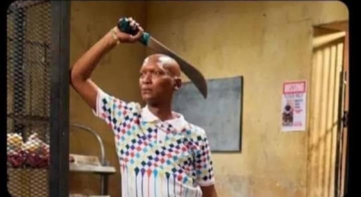 Niskie watu wakikuwa elected juu ya body features anga sijui " dimples"