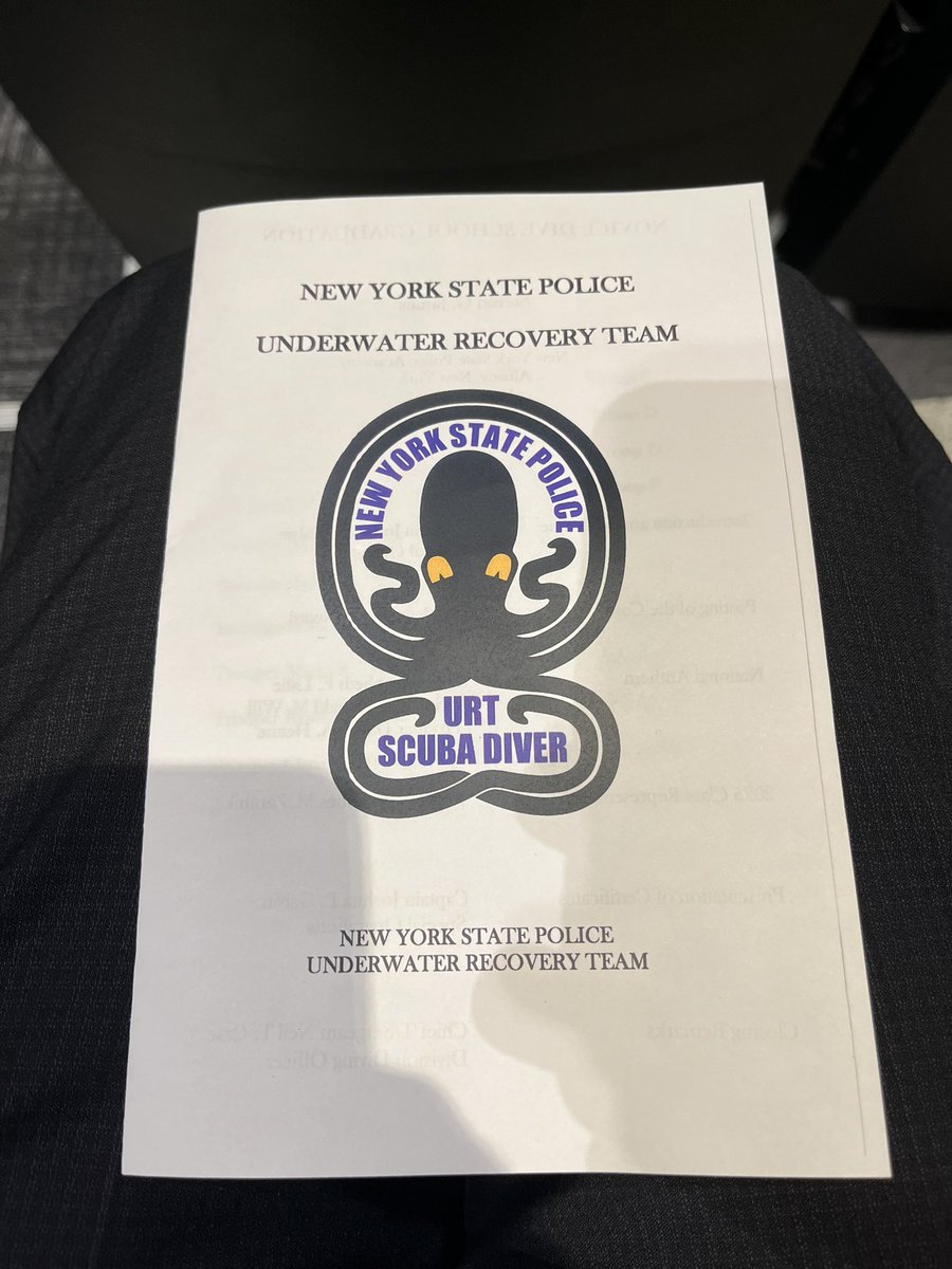 johnbenson88's tweet photo. Congratulations to the 2025 New York State Police Underwater Recovery Team Graduates! 🐙 @nyspolice @JBenson85 https://t.co/dfxtvhay1H