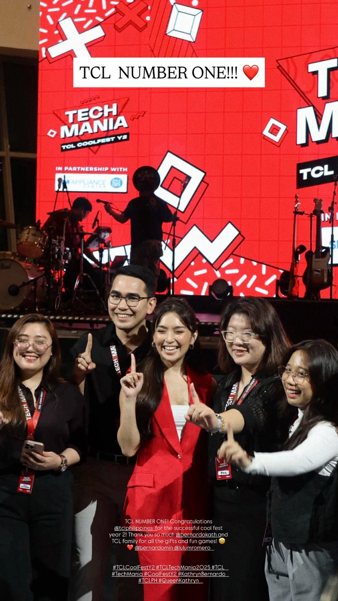 OfficialKBB's tweet photo. TCL NUMBER ONE! 🥳🙌🏻 Congratulations @TCLPH for the successful cool fest year 2! Thank you so much @bernardokath and TCL family for all the gifts! ❤️
KATHRYN INSPIRES GREATNESS | #TCLCoolFestY2 #TCLTechMania2025 #TCL #TechMania #CoolFestY2 #KathrynBernardo #TCLPH #QueenKathryn https://t.co/LA0aPb1Zgm