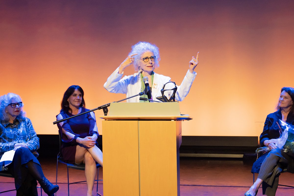 Wendy Perron (@wperrondancemag) on Twitter photo I was happy to be honored by Young Soon Kim at the very diverse <a href="/DUMBODanceFest/">Young Soon Kim</a>. Here, I am flanked by, left of me, Ginger Cox, and Jane Comfort at right, who gave me an "astral" sendoff. At this moment, I'm talking about the spirals of a long life in dance. Ph Hisae Aihara I was happy to be honored by Young Soon Kim at the very diverse <a href="/DUMBODanceFest/">Young Soon Kim</a>. Here, I am flanked by, left of me, Ginger Cox, and Jane Comfort at right, who gave me an "astral" sendoff. At this moment, I'm talking about the spirals of a long life in dance. Ph Hisae Aihara