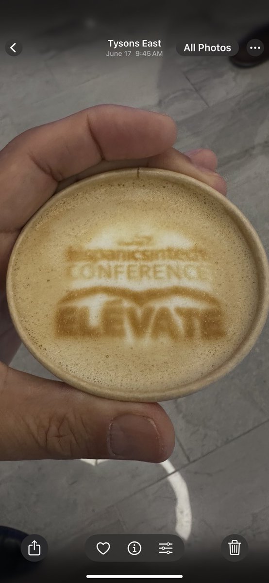 Astro_Jose's tweet photo. Attended and spoke at the @CapitalOne #HispanicsInTech Elevate conference at their headquarters in McLean, VA. Great people and great company! What’s in your wallet?
¿Qué hay en tu billetera? https://t.co/aZsjWFMzJN