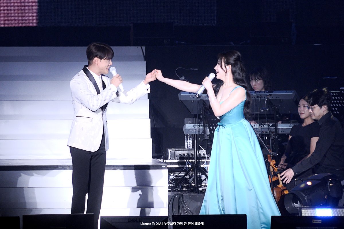 LicenseToXIA's tweet image. [4K] 20250628 2025 PALMTREE ISLAND 3rd GALA CONCERT | 김준수, 정선아 - A Million Miles Away (뮤지컬 알라딘)
📎 youtu.be/v_b2cygYBhs

#XIA #김준수 #ジュンス