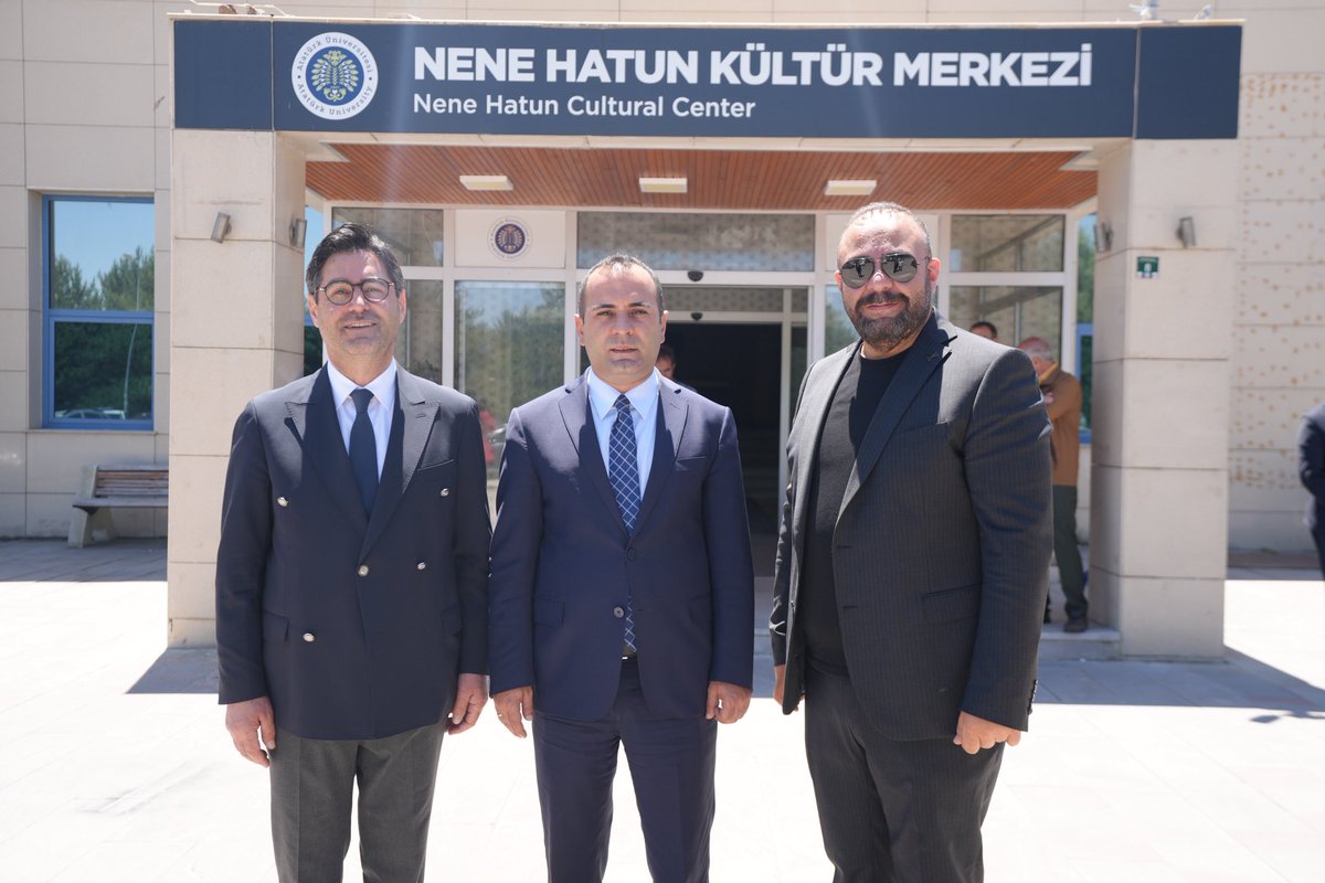 EİT 2025 Erzurum Turizm Başkenti etkinlikleri kapsamında, organizasyonlarda emeği geçenlere verilen Teşekkür Belgesi Takdimine katılarak, belgemizi ETÜ Rektörü Sn Prof. Dr. Bülent Çakmak’tan aldık.

Başarı gelecekse, emek ve özveriyle gelecek 🧿