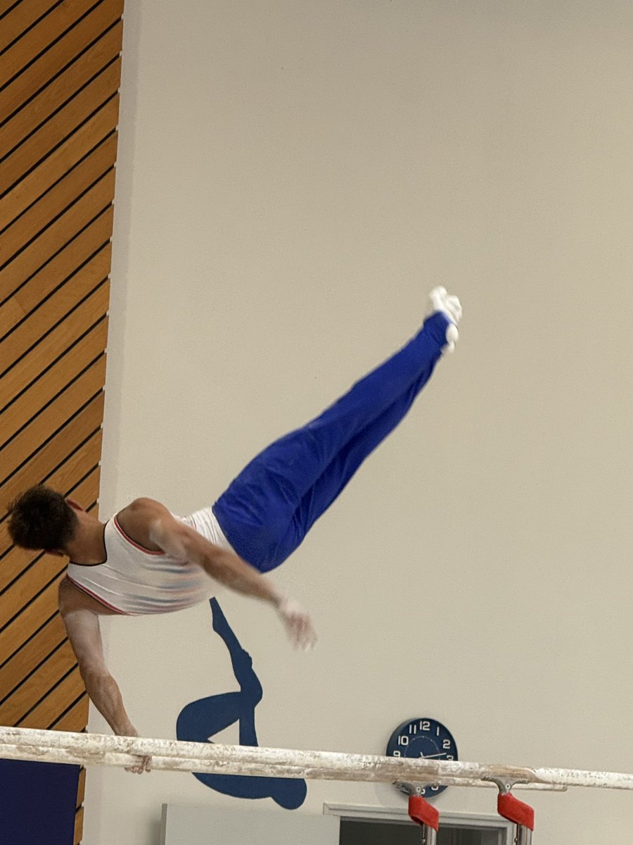 GRASMUCKJean's tweet photo. Formidable match international de gymnastique artistique à Givet : FRANCE- ITALIE - BELGIQUE https://t.co/hYixg7D3fU