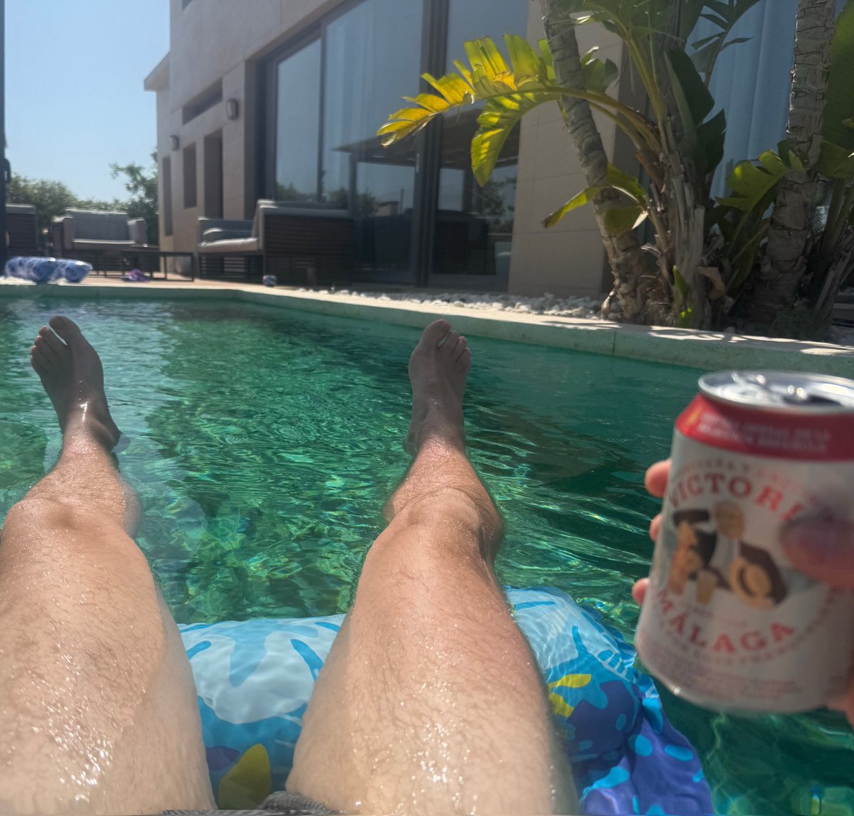Doc_Scot's tweet image. Tell me a better Saturday 🍺💦