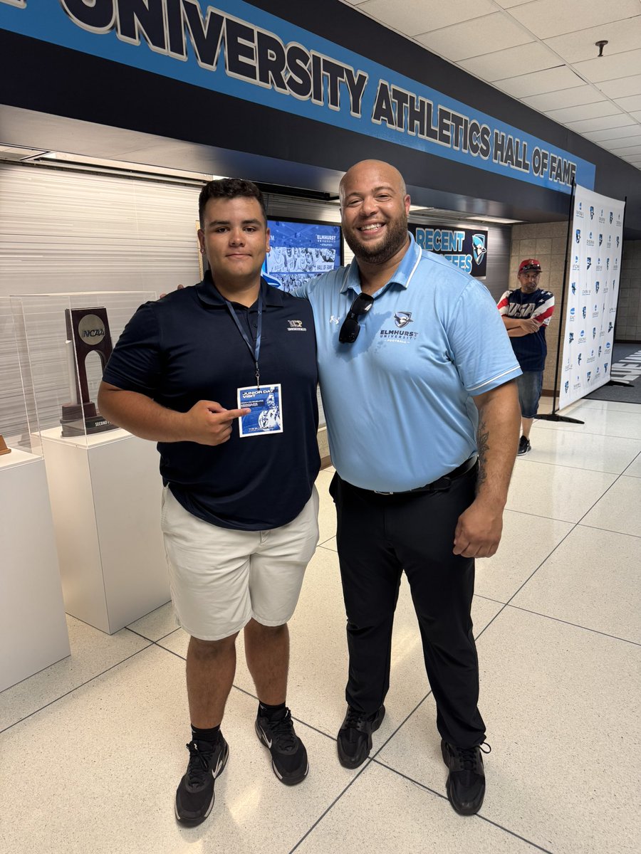 nrivenburg07's tweet image. Thank you @CoachMadison_EU @Coach_Tahaney @Coach_Heffernan for having me on a visit this past week I had a great time.
@MattBowen41 @ICCPFootball @EDGYTIM @Bryan_Ault @CoachBigPete