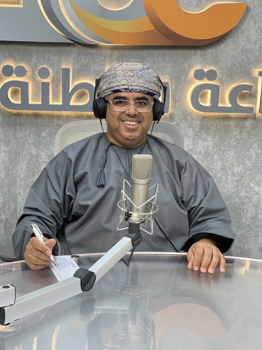 ودعنا اليوم السبت ٢٨ يونيو برنامجنا الاذاعي الرياضي بطاقة بيضاء في اذاعة الشباب بالحلقة الاخيرة لهذا الموسم ولي الشرف التواجد في هذا البرنامج على مدار ١٧ عام تقريبا