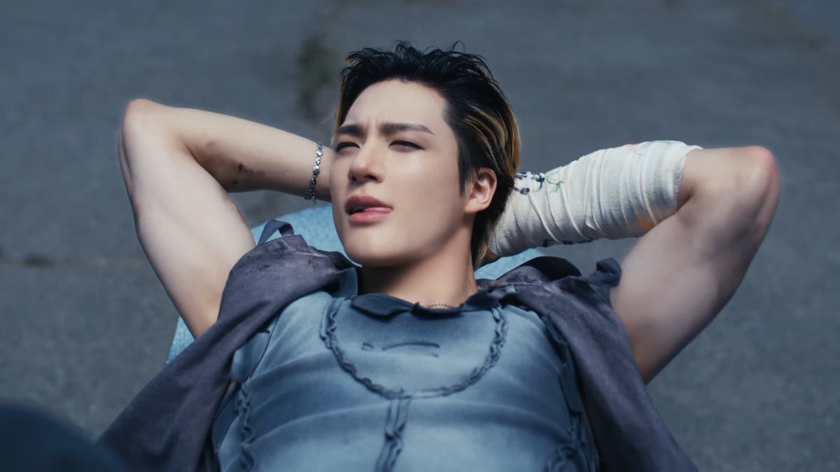 َ (@jenrinapic) on Twitter photo 