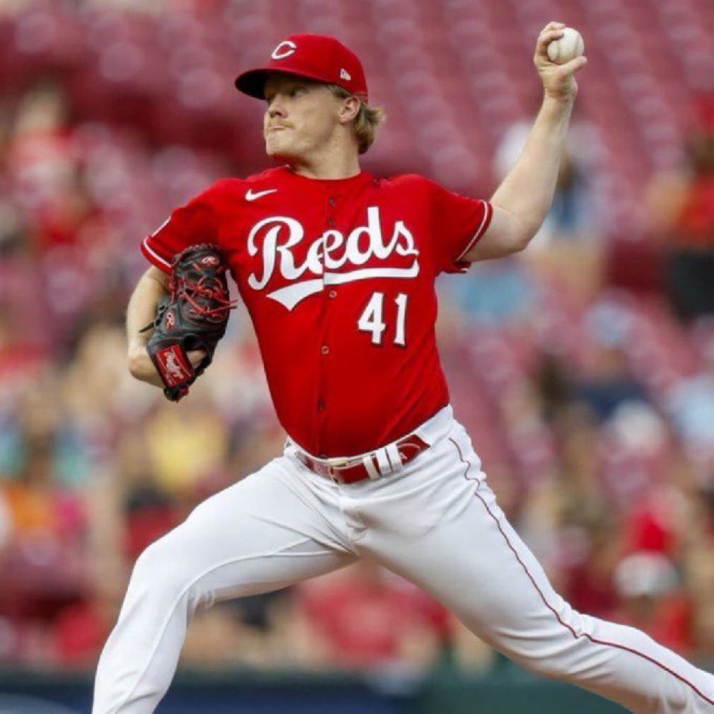 He BEYOND DOMINATES the Padres

Andrew Abbott Under 2.5 Earned Runs

50❤️ and I’ll drop MLB Play #5 

Abbott has allowed 4 singles and 1 walk in the 37 BATTERS all time he’s faced vs the Padres for a .111 AVG and .135 OBP

Allowing 0 runs and 0 XBH all time and he’s been elite