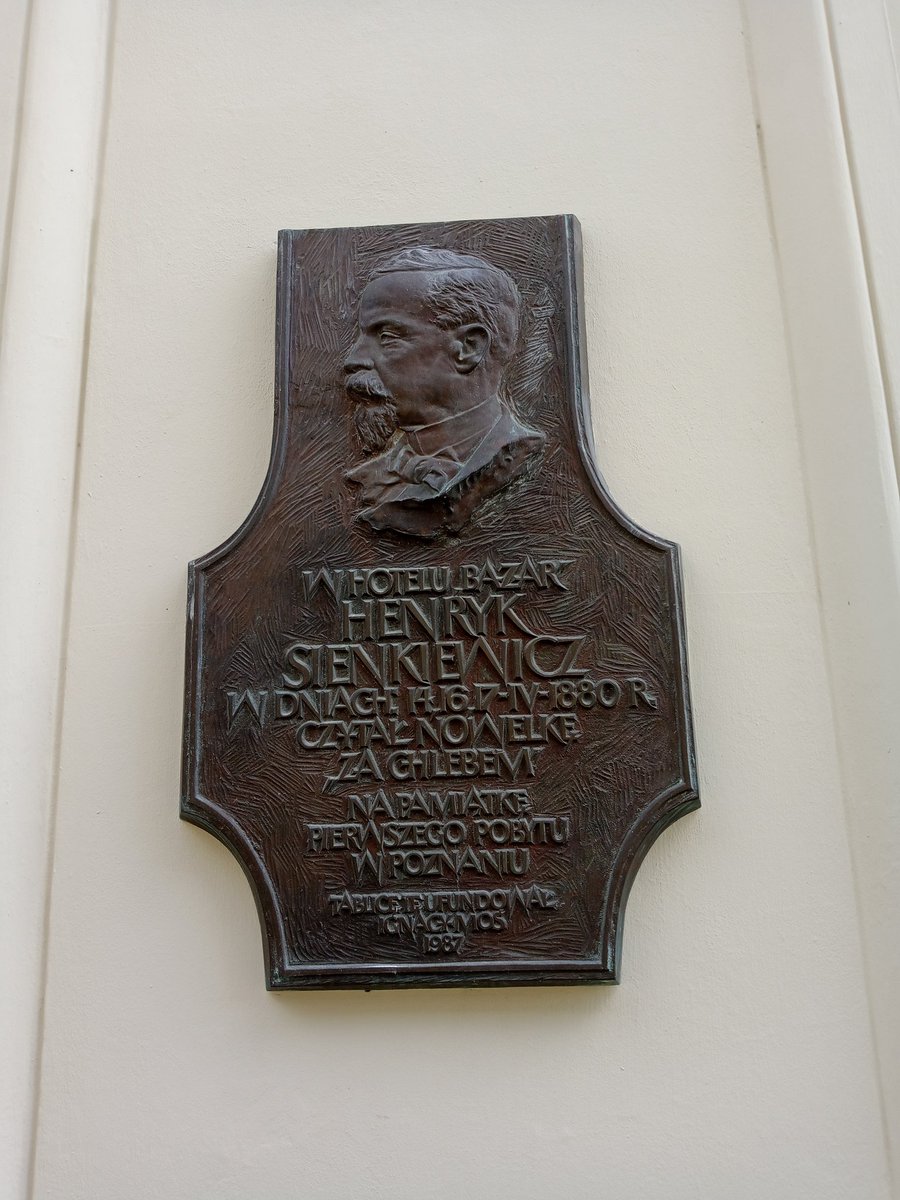 Akurat szedłem Starym Rynkiem i Paderewskiego, pozdrawiam Pana <a href="/sienkiewiczolog/">Sienkiewiczolog 🇵🇱</a> . 😉
