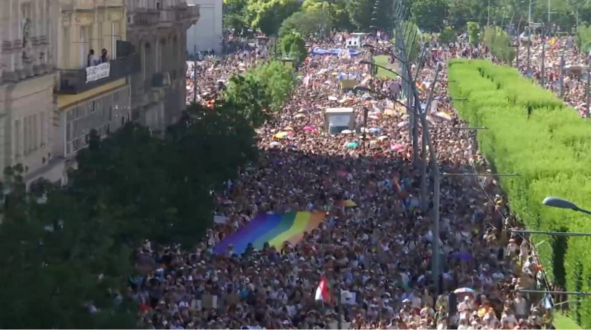 No va de preferencias sexuales. Va de derechos humanos y democracia. ¡Es cosa de todos y todas!