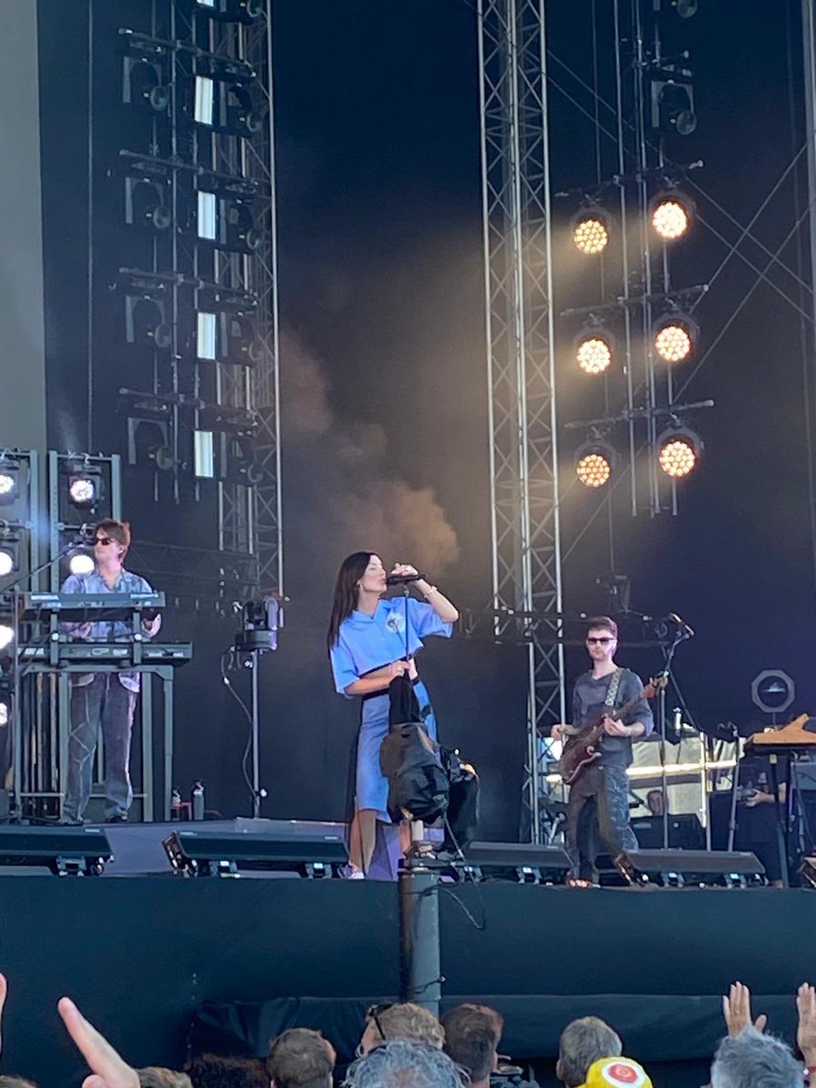 hoffmannhogeenk's tweet photo. Nog een foto van @rikkiborgelt #ronde #concertatsea https://t.co/fIUHpKcgKb