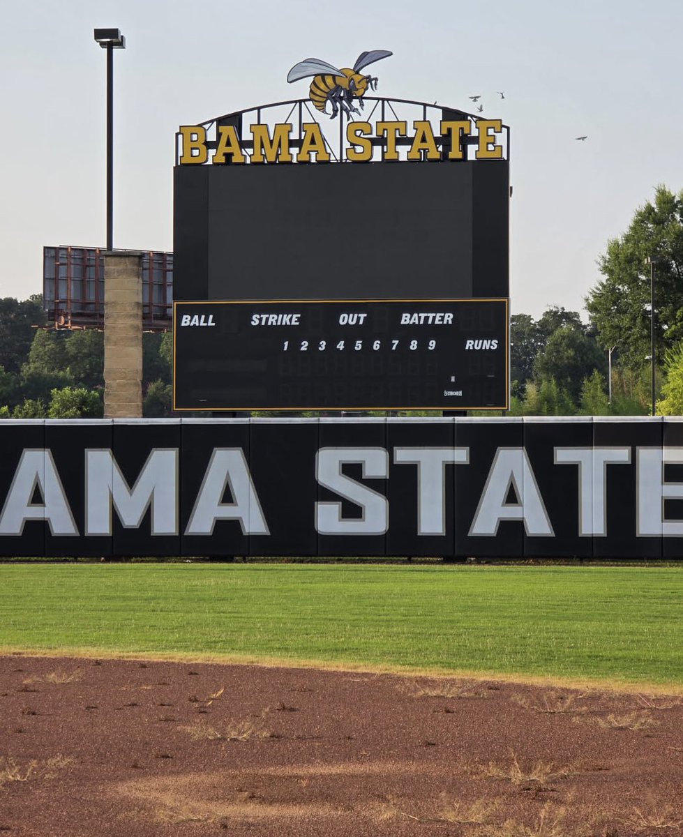 BoostrDisplays's tweet photo. Softball and Baseball is right around the corner, now is the time for the Boostr Upgrade! @SAUBaseball @SAUSoftball @bevillstate @BamaStateSB https://t.co/2xKkaAuAwf