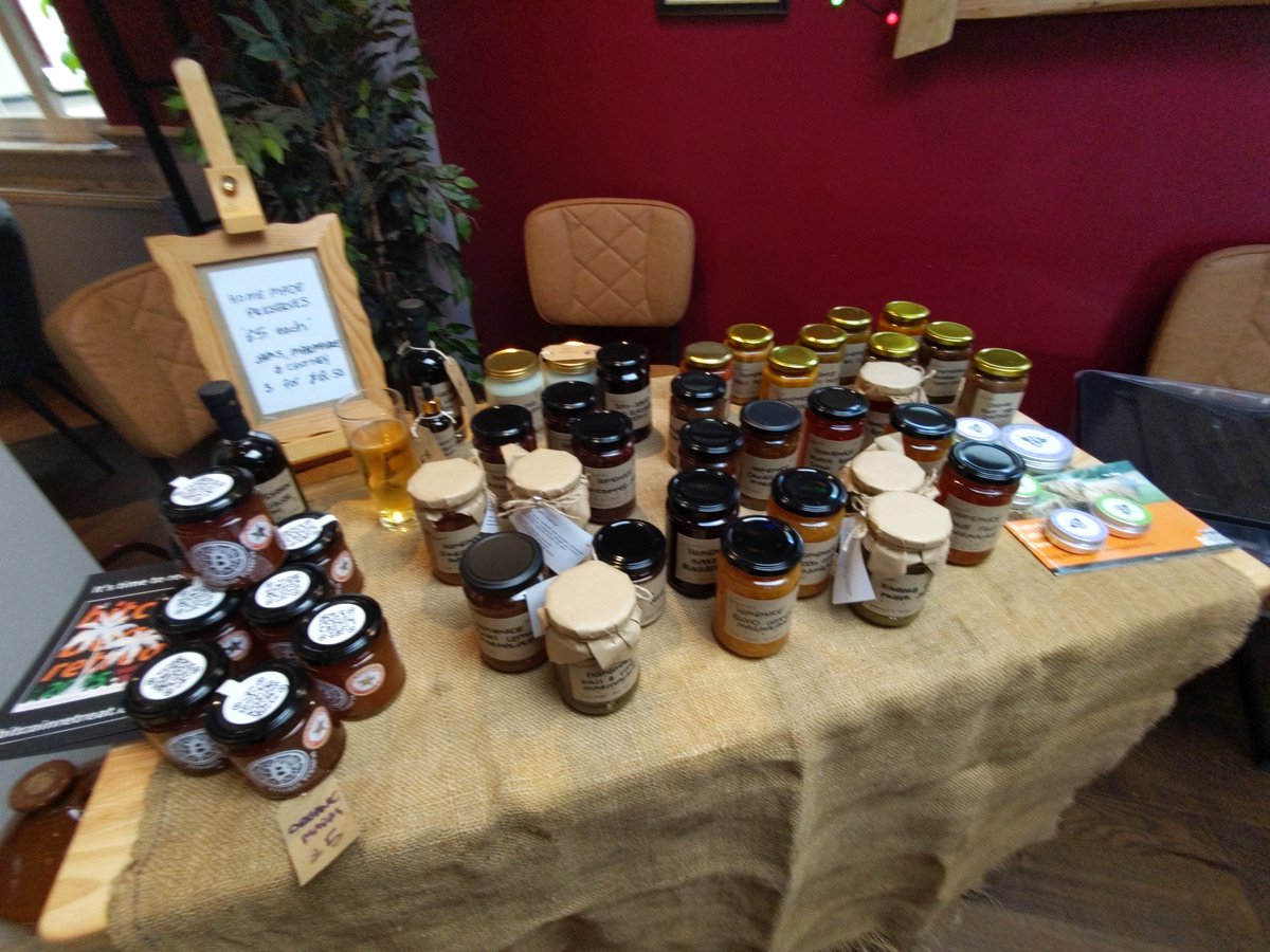 Only two weeks to go, I'm still shilling and you still have time to grab tickets - just. Get on with it. 
bitcoinretreat.co.uk/booking-form

Yes I am blurry on only 1/8 pint cider, yes this means generous discounts when I can't add up your order