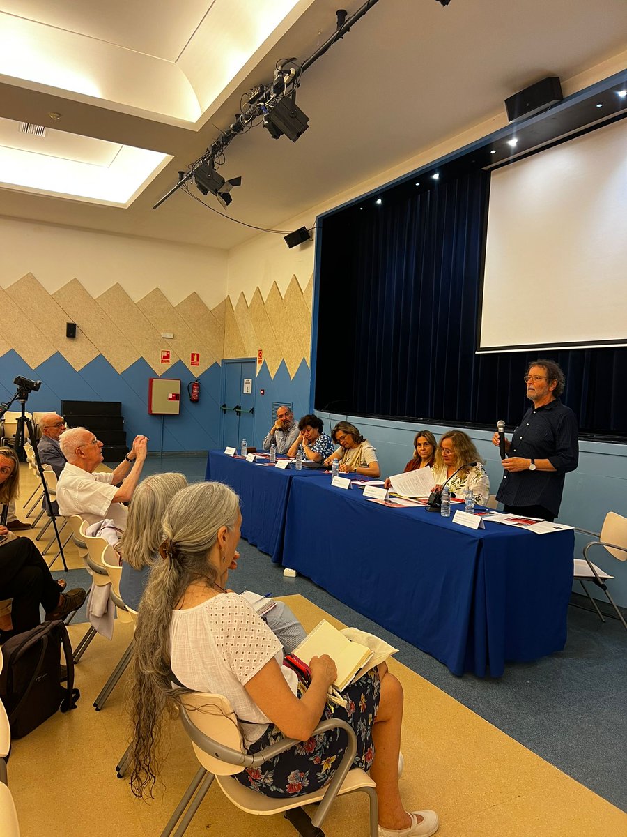 costalluis's tweet image. Hem celebrat al Port de la Selva la III Jornada “Periodisme i Exili”. Aviat es podran consultar al web de @CatedraHNadal les ponències. @elportdelaselva @revistesAPPEC @univgirona @UdGLletres