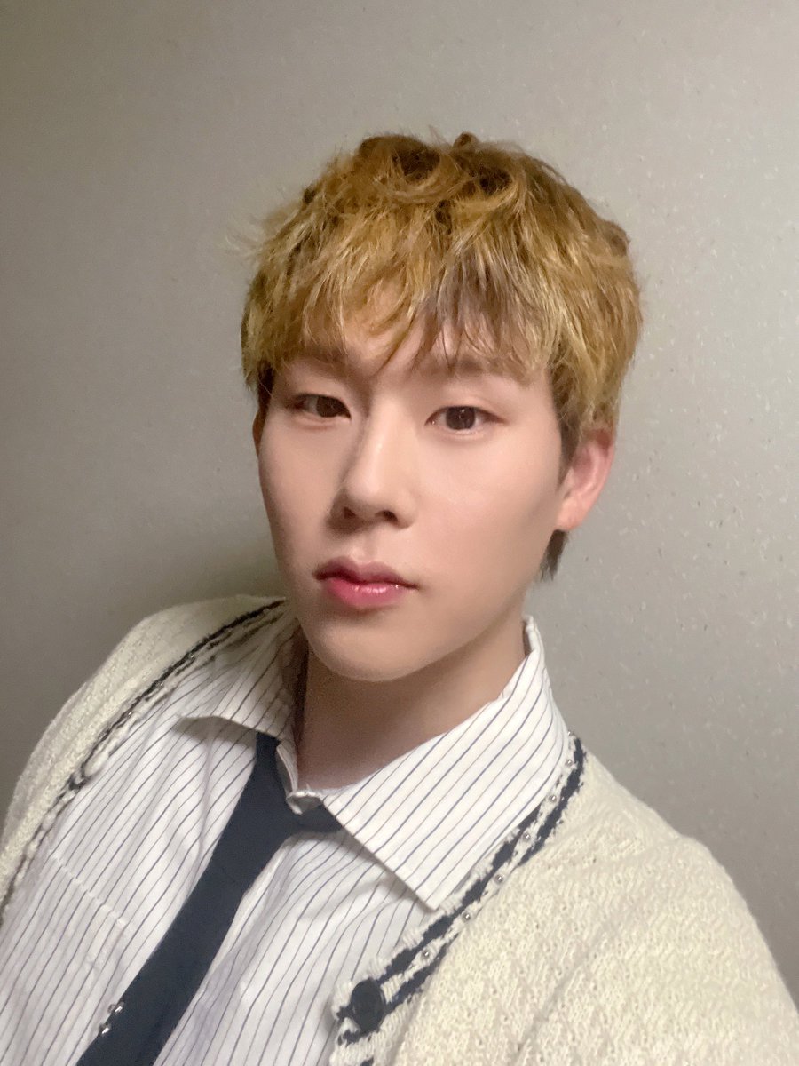내가 정말 아끼는 우리 할머니 ㅠ 9년만에 뵙는데 똑같으시다 ㅠㅠ 역시 우리 할머니 최고이고 동치미에 내가 나가다니 ㅠㅠ 영광이였습니다! #주헌