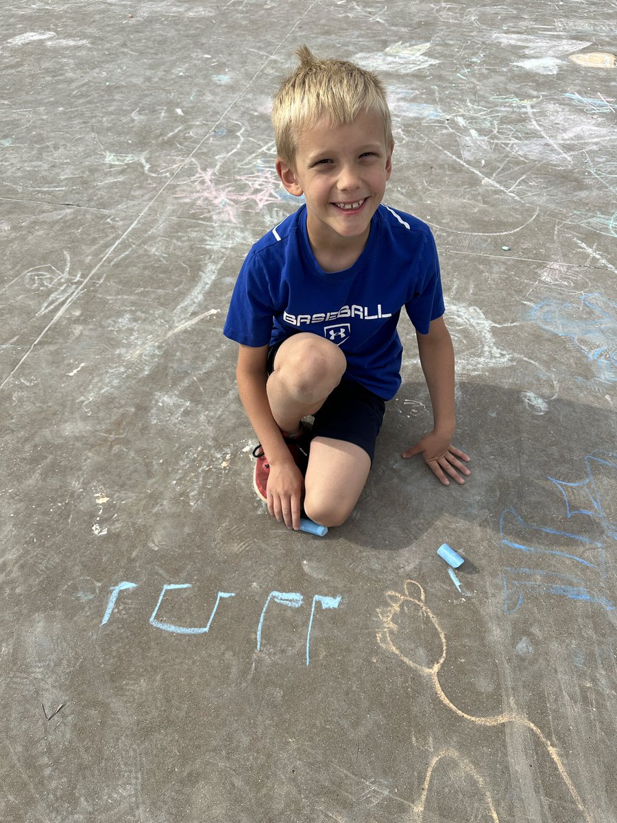 HESMrsArd's tweet photo. End of year fun!! @HollidayISD https://t.co/6QlN7irpIj