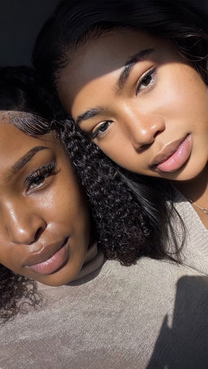 Milk and chocolate 🤎🤍