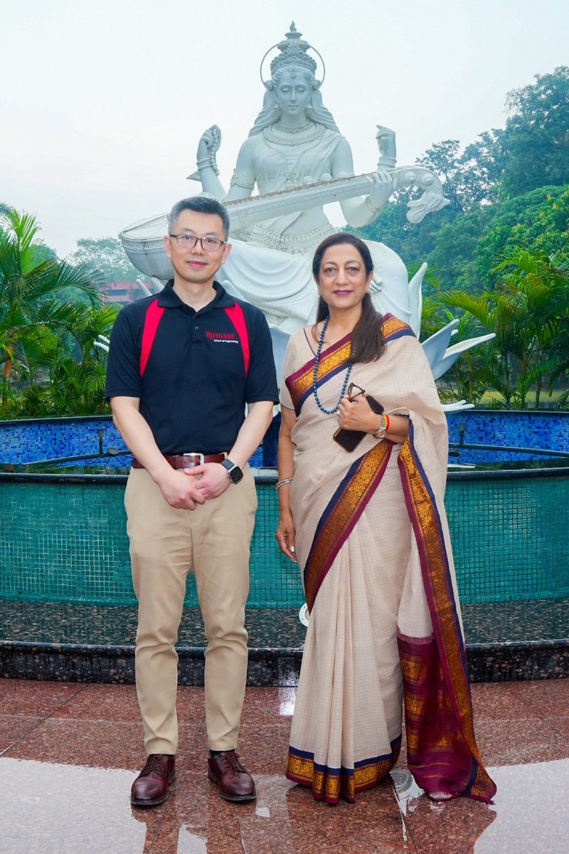 Kmvjal's tweet photo. KMV hosts Prof. Hao Lin, Director, International Programs, Rutgers University, USA for forging path for Global Academic Partnership #TopRankings #starcollege #Bestprogressiveeducation #upgradedsyllabi #Heritagecollege  #InternationalCollaborations #BestCollege @EduMinOfIndia https://t.co/qyKGqMgitM