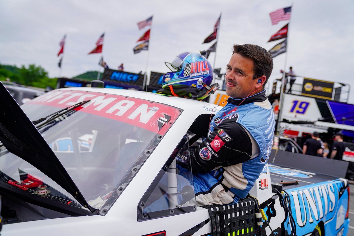 Rev your engines! The race kicks off at 1 p.m. on FOX, live from Lime Rock Park. 🏁🚗💨