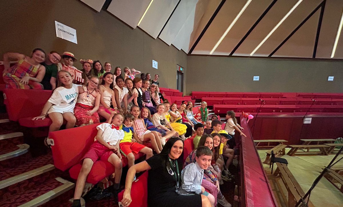 Our choir performed fantastically at The Hexagon yesterday. They certainly seemed to enjoy themselves!!! 🎶