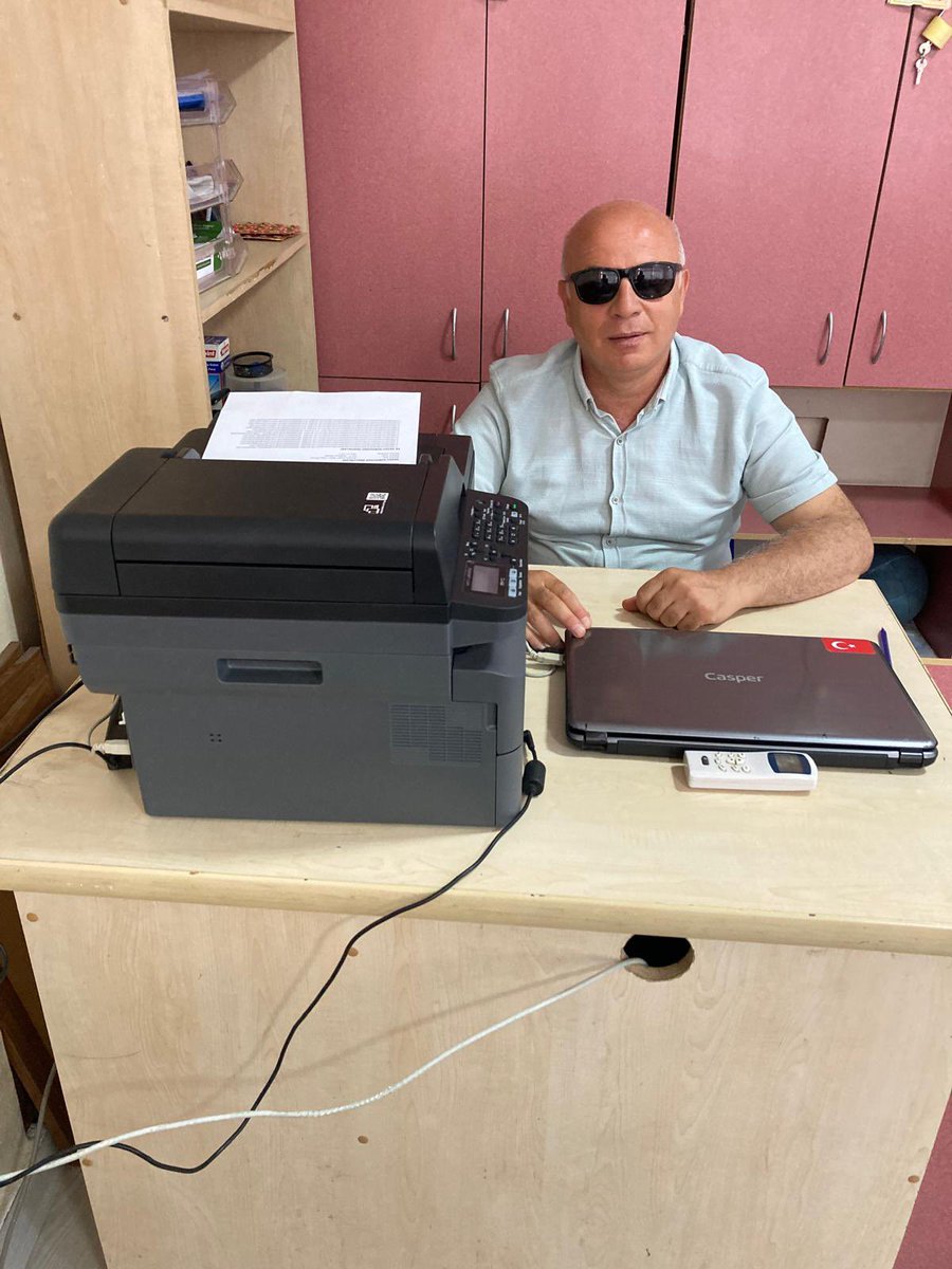 GorbirAdana's tweet photo. Teşekkür Mesajı

Görmeyenler Kültür ve Birleşme Derneği Adana Şubesi olarak, şube yöneticilerimizden Sayın Ayhan Üzün’ün girişimleriyle AİC İnşaat yetkililerinden Sayın Cihangir Bey tarafından derneğimize bağışlanan yeni yazıcı için en içten teşekkürlerimizi sunarız. https://t.co/UWO8kRPta2