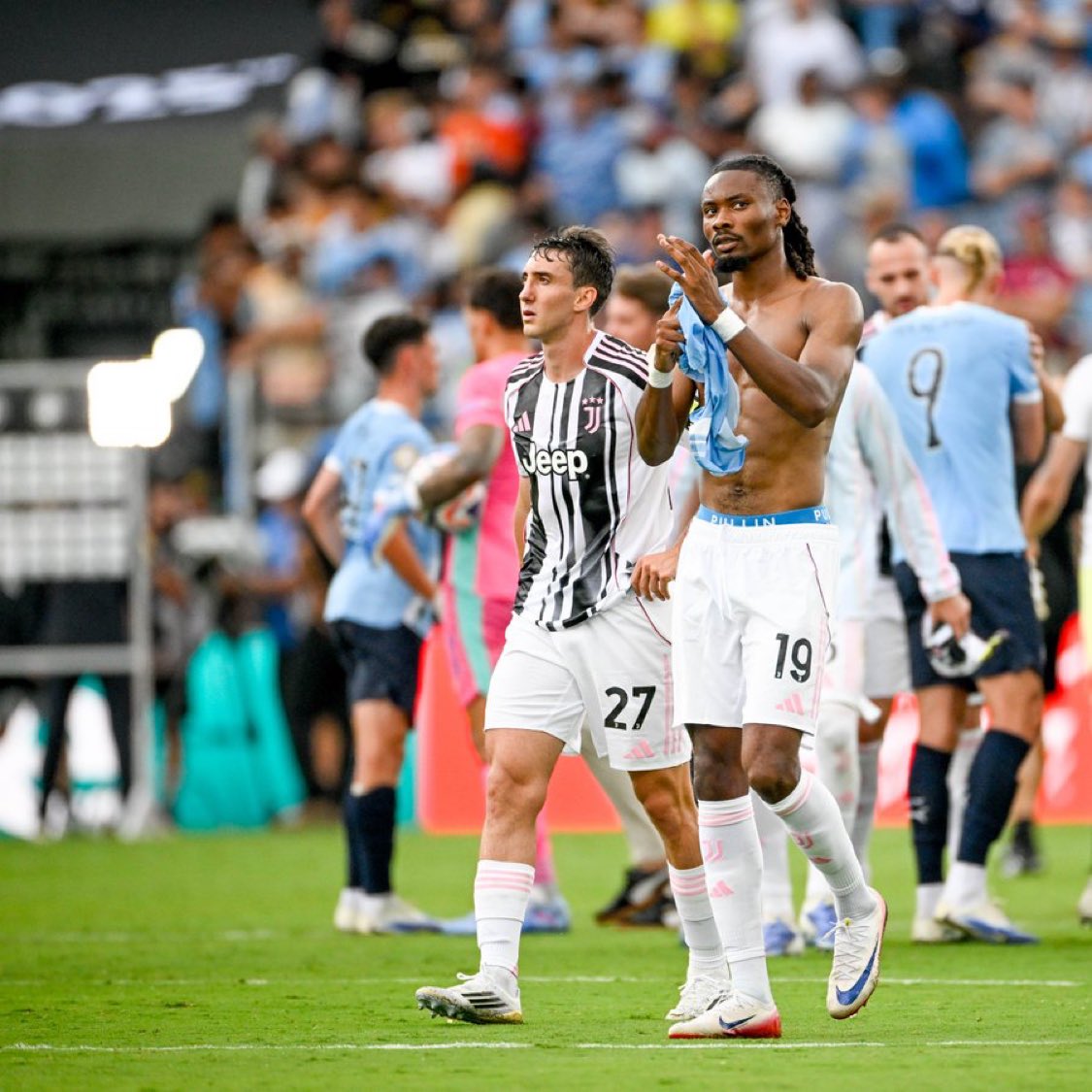 يوم الثلاثاء، نعود من جديد 💪

شاهدوا كأس العالم للأندية | 14 يونيو - 13 يوليو | جميع المباريات | مجانًا | DAZN.com | #FIFACWC #TakeItToTheWorld